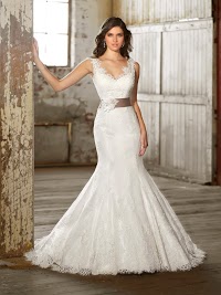 All That Glitters Bridal 1075094 Image 0